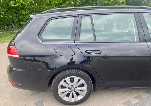 Volkswagen Golf cena 39850 przebieg: 297500, rok produkcji 2018 z Warszawa małe 781